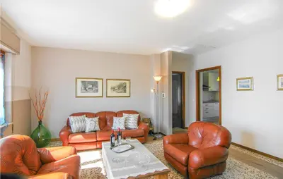 Area soggiorno di Beautiful Apartment In Magliano