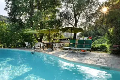 Piscina di VECCHIO MULINO FONTONA Ortensia o nelle vicinanze