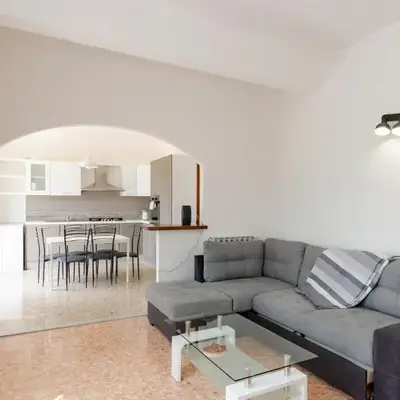 JOIVY Family Flat with 3 Balconies