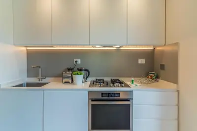 Cucina o angolo cottura di CASA BRIGITTE Comfort, Vista e Parcheggio