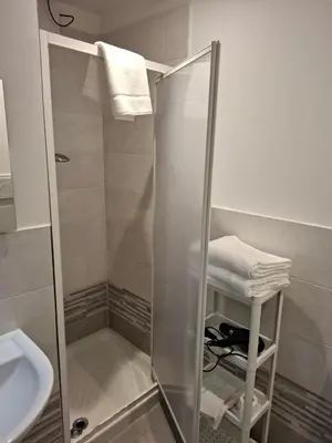 Bagno di FARE BnB - Room del Parco