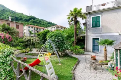 Giardino di Le ortensie di Villa Vittoria nel verde a pochi minuti di auto dalle spiagge