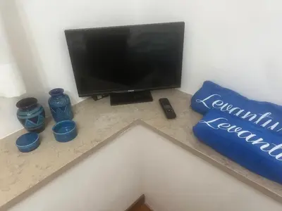 TV o dispositivi per l'intrattenimento presso CASA GAIA - Limoncello - parcheggio privato incluso