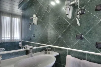 Bagno di Central Park Hotel Modena