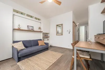 Area soggiorno di 070 - Villa OLANDA con veranda VISTA MARE a 5 minuti SPIAGGIA con PISCINA CONDOMINIALE