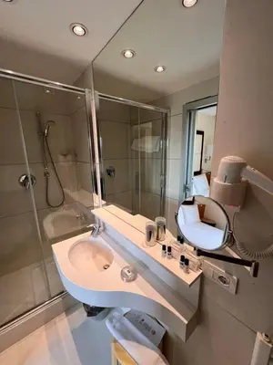 Bagno di Hotel Daniel & Ristorante Cocchi