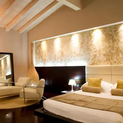 OneMhotel