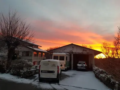 Alba o tramonto visti dall'interno dell'appartamento o dai dintorni