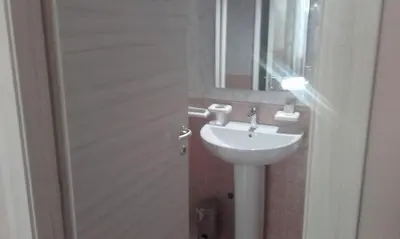 Bagno di Hotel ELENA 1 SELF CHECK-IN