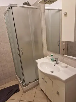 Bagno di La Casa sull'argine
