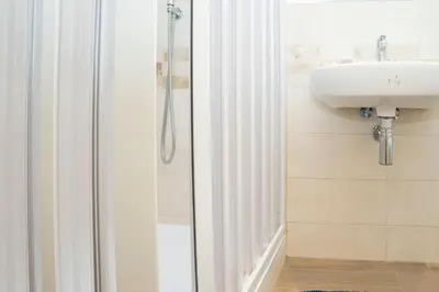 Bagno di 057 - Casa Portobello, Centrale a 50 metri dal mare