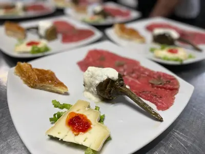 Cibo presso l'hotel o nelle vicinanze