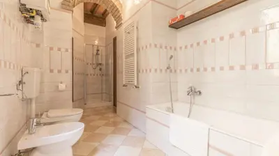 Bagno di Suite Rua Muro - Affitti Brevi Italia