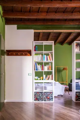Biblioteca nell'appartamento