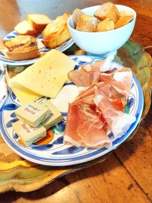 Cibo presso l'appartamento o nelle vicinanze