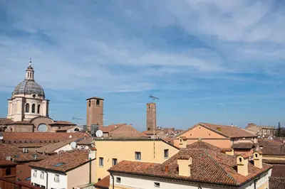 Vista generica su Mantova o vista sulla città dall'interno dell'appartamento