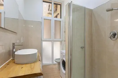 Bagno di Old Town Pavia