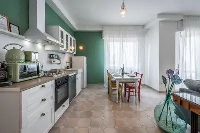 Cucina o angolo cottura di DALLA BRUNA - Above the roofs of the centre