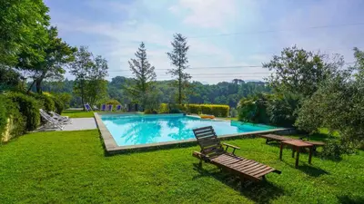 Piscina di Eremo dei Poeti Albergo diffuso o nelle vicinanze