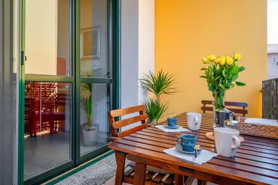 Balcone o terrazza di GuestHost - Parma Residential Flat with balconyParma Residential Apartment con balcone