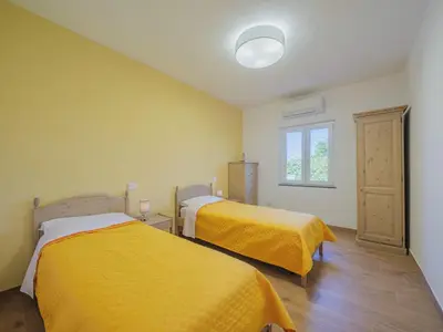 Letto o letti in una camera di Holiday Home La Mela Musona by Interhome