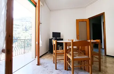 TV o dispositivi per l'intrattenimento presso Casa Marina - Spacious Home in Rapallo