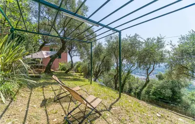 Giardino di 3 Bedroom Beautiful Home In Rapallo